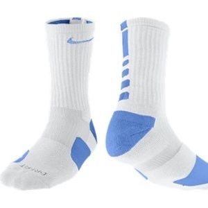 4 Pairs of NIKE Elite Socks (Youth Large)